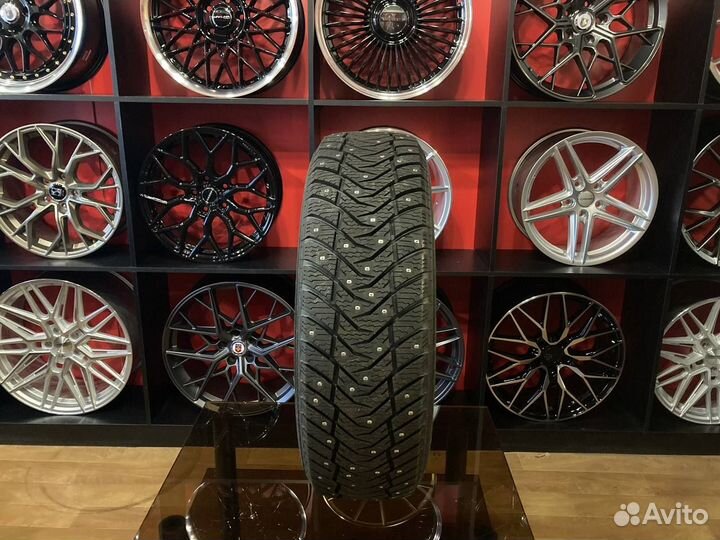 Yokohama Ice Guard IG65 215/65 R17 103T
