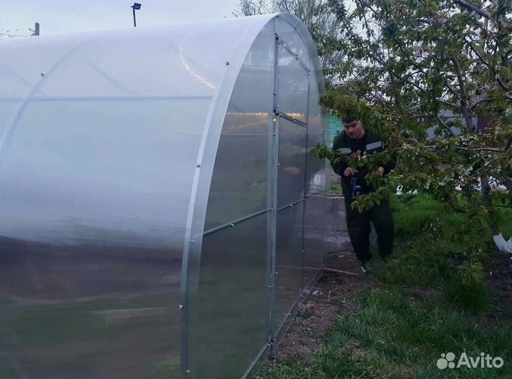 Теплица из поликарбоната