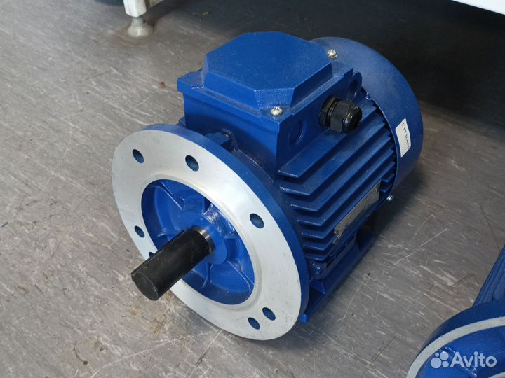Электродвигатель однофазный и трехфазный от 0.12