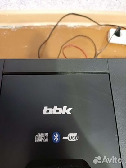 Музыкальный центр BBK ams110bt