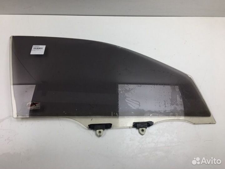 Стекло двери переднее правое Toyota Caldina ST190G