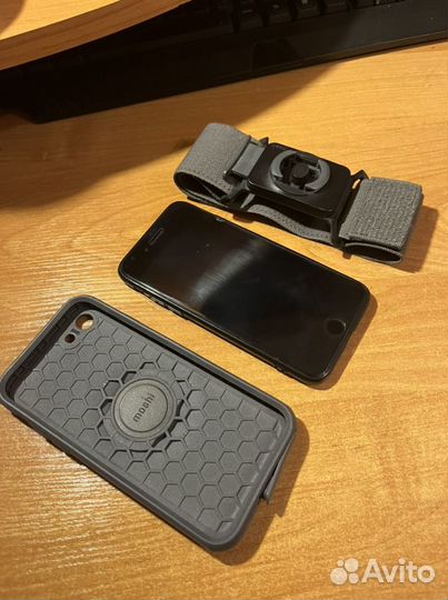 Чехол на iPhone 7-8 с креплением на руку