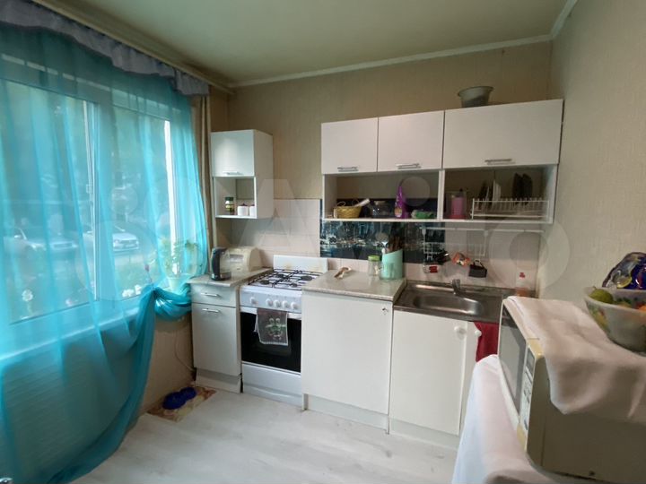 2-к. квартира, 53 м², 1/9 эт.