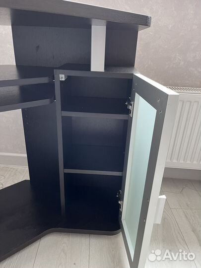 Тумба под телевизор