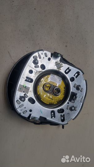 Подушка безопасности водителя Jeep Patriot 2010, 2011