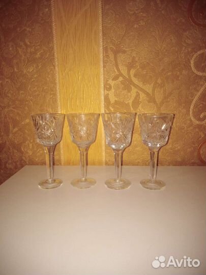 Хрустальные рюмки на ножке СССР