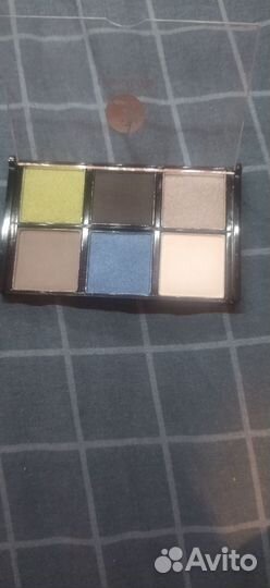 Тени для век