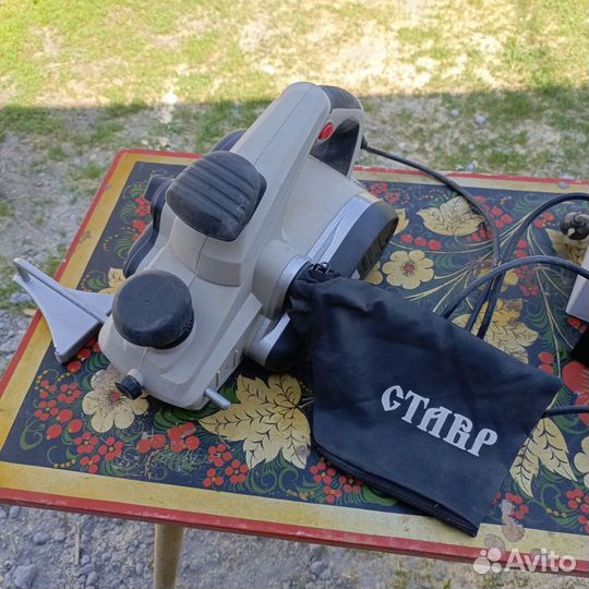 Рубанок электрический 110 мм