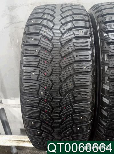 Bridgestone Blizzak Spike-01 215/60 R17 96P