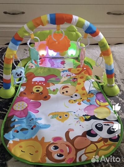 Развивающий коврик с пианино