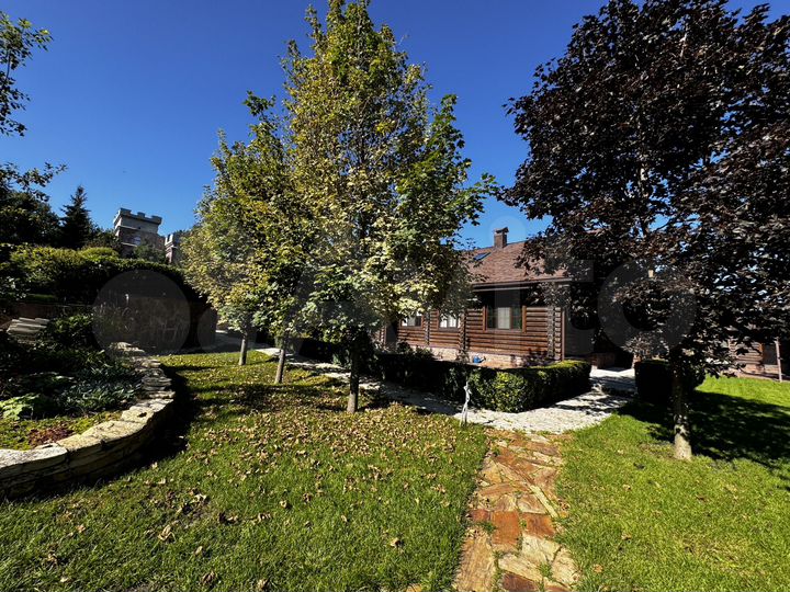 Коттедж 144 м² на участке 26 сот.