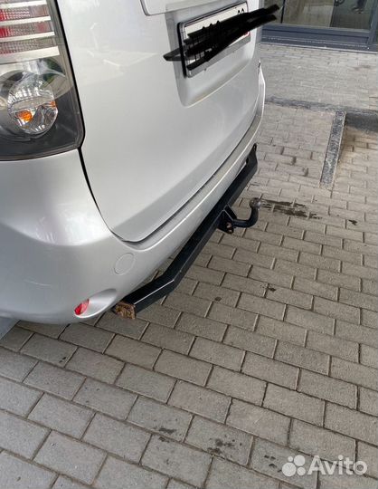 Фаркоп на Noah/voxy