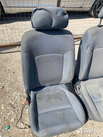 Комплект сидений передний Nissan Almera Classic