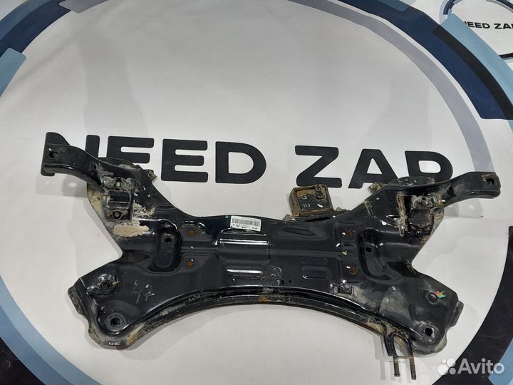 Передний подрамник Kia Sportage 3 2WD АКПП