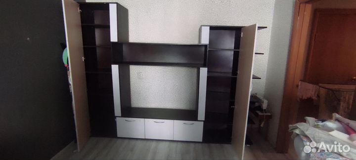 Стенка в гостиную бу