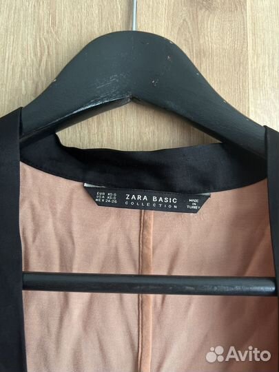 Кимоно халат накидка Zara с вышивкой