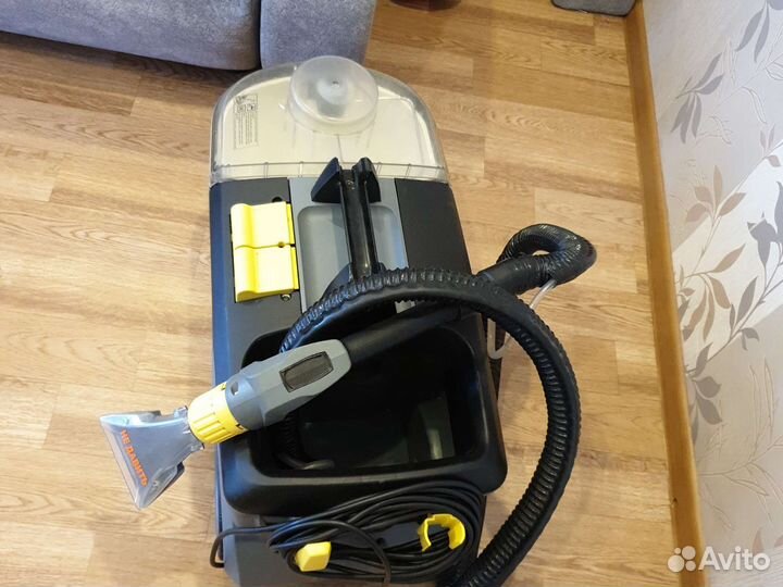 Моющий пылесос karcher 10