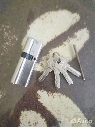 Личинка для замка