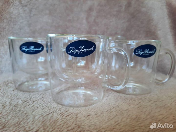 Кружка с двойными стенками