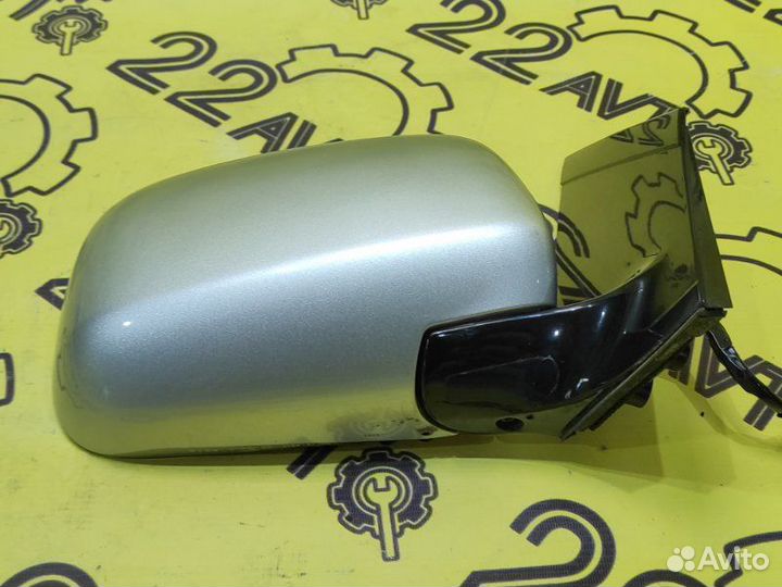 Зеркало заднего вида переднее правое Toyota