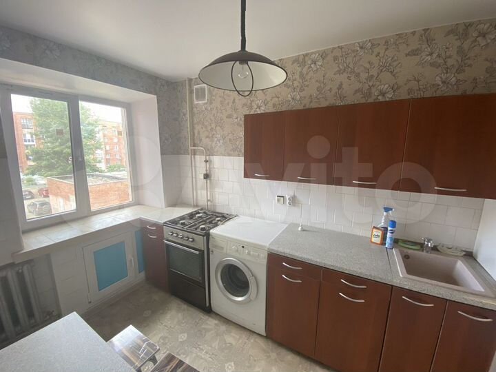 3-к. квартира, 60 м², 3/5 эт.