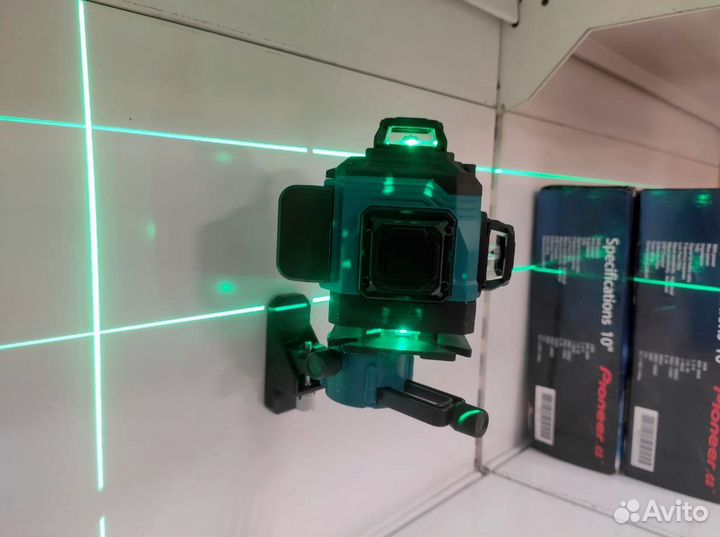 Лазерный уровень Нивелир Makita 16 лучей