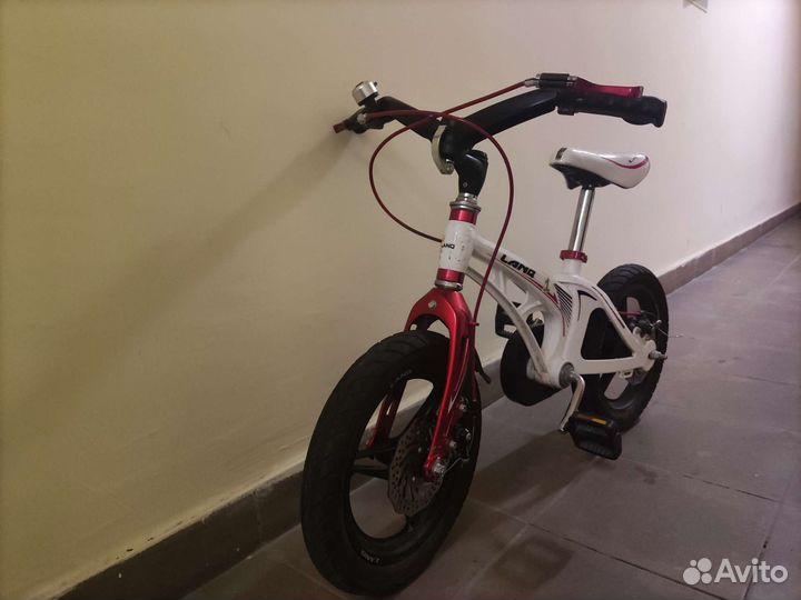 Детский велосипед двухколёсный