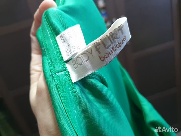 Платье женское новое 44