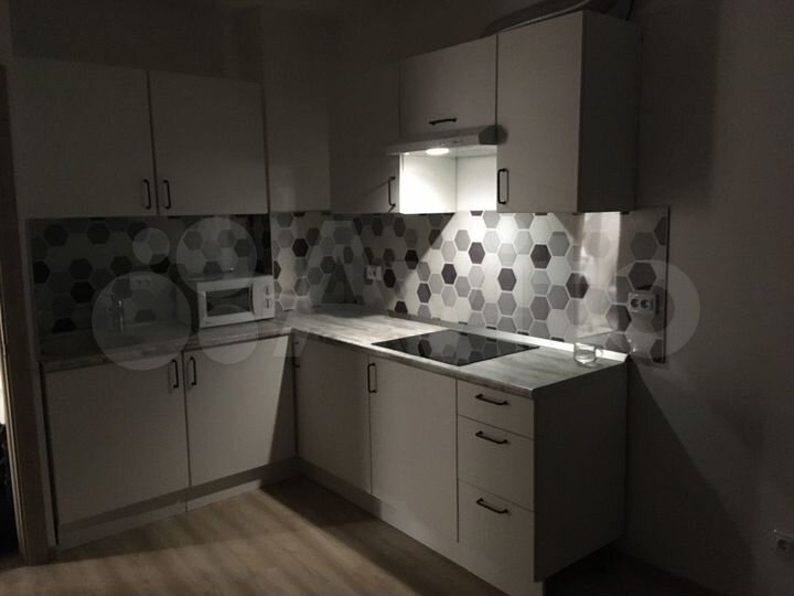 2-к. квартира, 46 м², 1/10 эт.