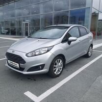 Ford Fiesta 1.6 MT, 2015, 99 282 км, с пробегом, цена 960 000 руб.