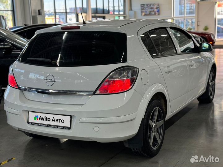 Opel Astra 1.6 AT, 2011, 159 000 км