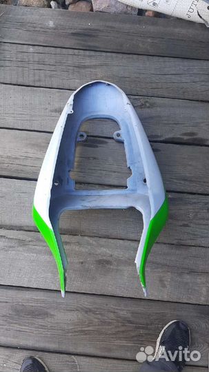 Задний пластик suzuki gsx r k1-k3