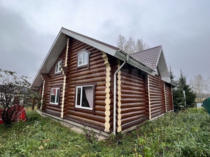Коттедж 230 м² на участке 15 сот.