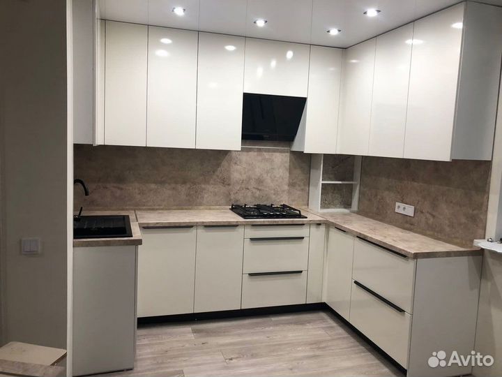 Кухня на заказ. Замер, установка