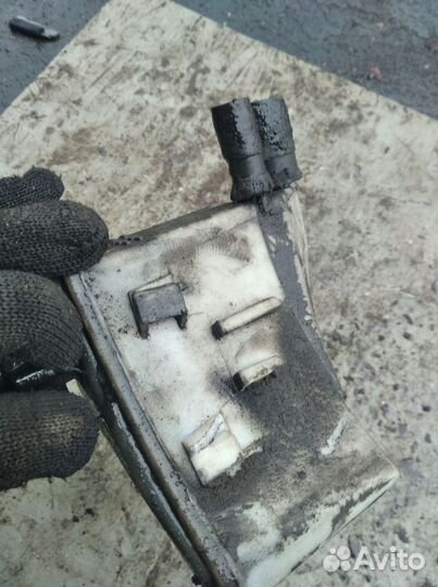 Бачок гур Форд Мондео 1