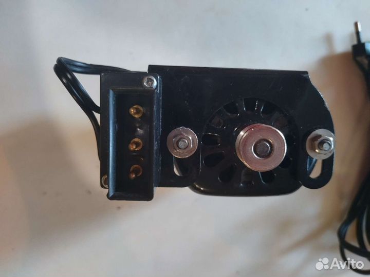 Электропривод для оверлака