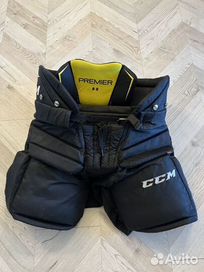 Хоккейные Щитки размер 35+1и шорты вратаря