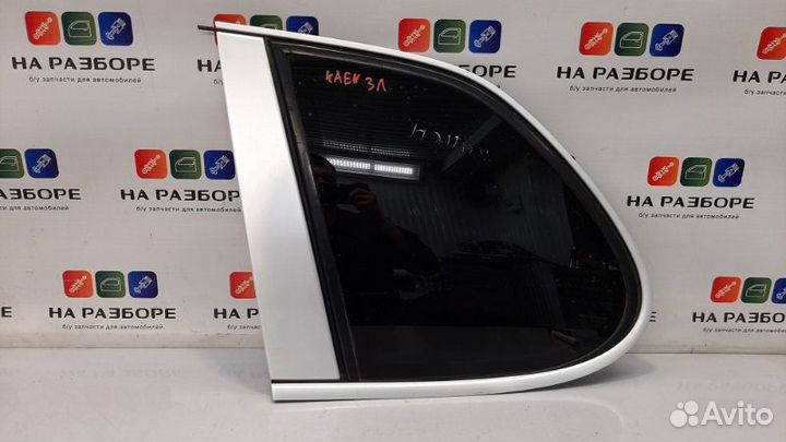 Форточка в крыло задняя левая Porsche Cayenne 955