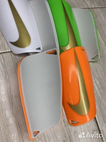 Щитки футбольные детские