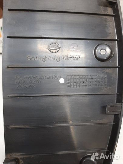 Накладка на щиток приборов Ssangyong Kyron DJ