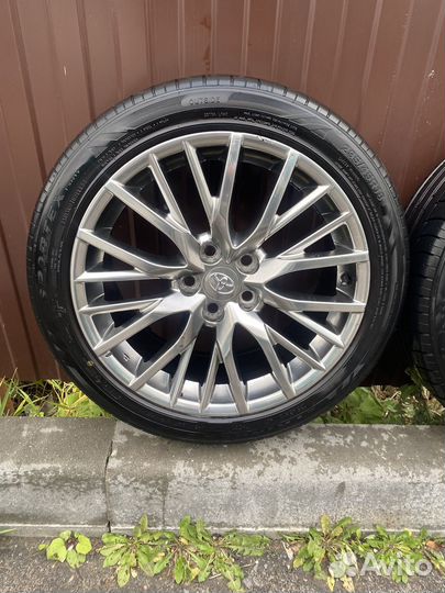 Колеса в сборе r18 летние 5x114.3 ET40