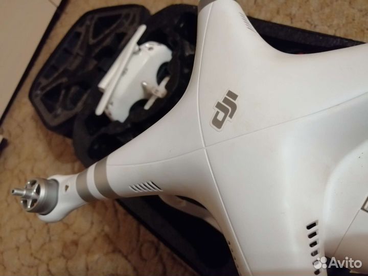 Квадрокоптер dji phantom 3