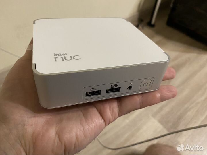 Intel NUC 13 Pro Desk Edition i7 1360P на гарантии