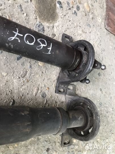 Карданный вал с подвесным Mersedes sprinter