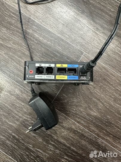 Адаптер для VoIP-телефонии Cisco SPA122