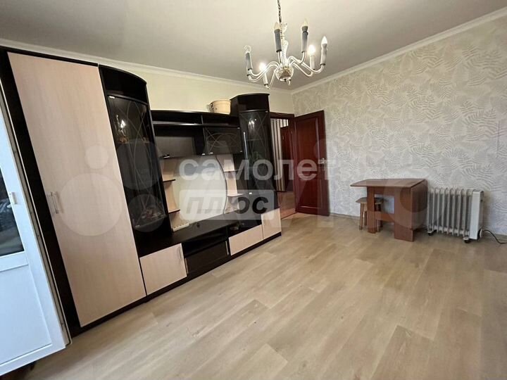 3-к. квартира, 72 м², 9/9 эт.