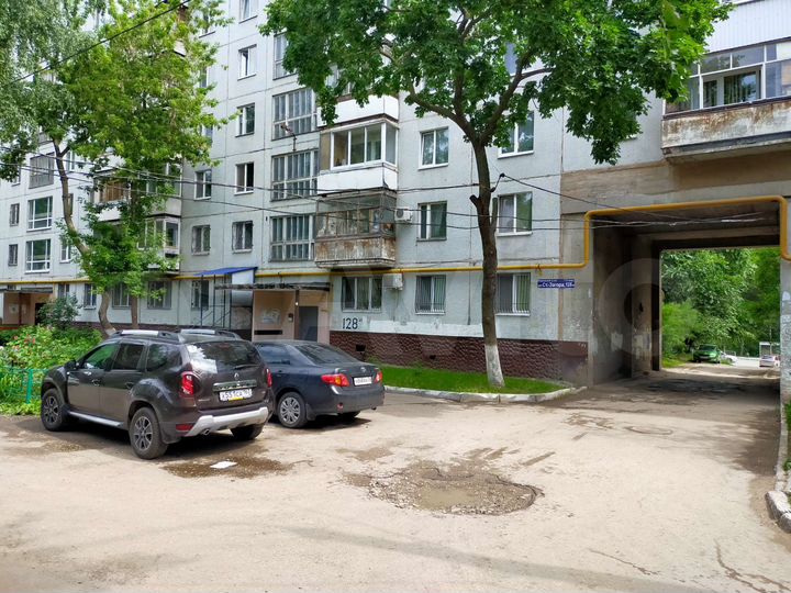 3-к. квартира, 60 м², 1/9 эт.