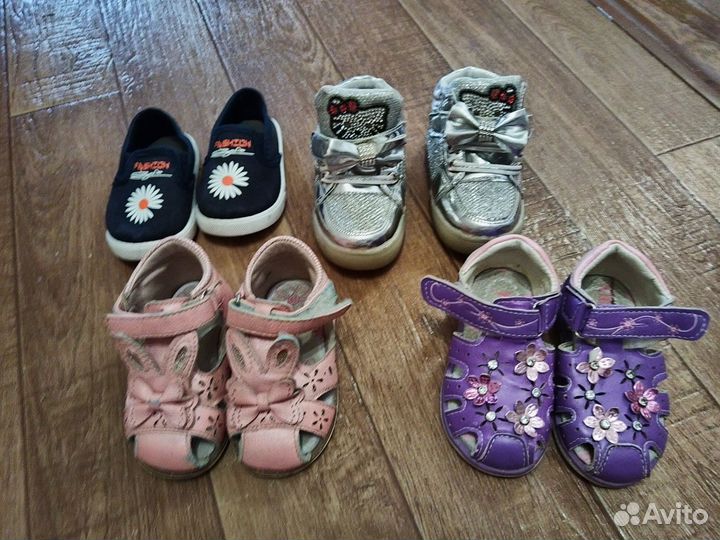 Обувь на девочку