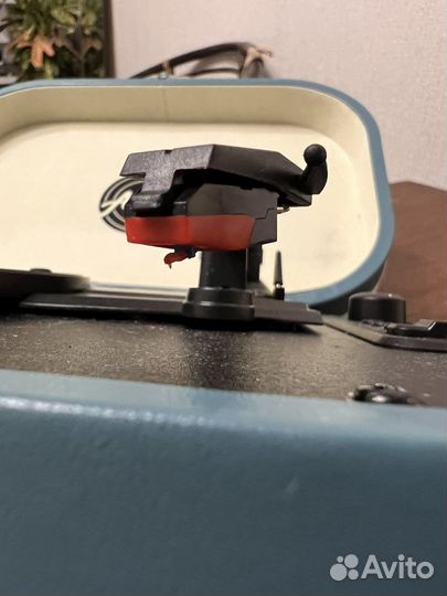 Проигрыватель винила