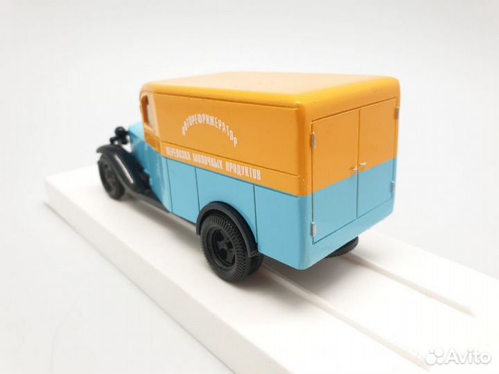 Горьковский автомобиль аа Авторефрижератор